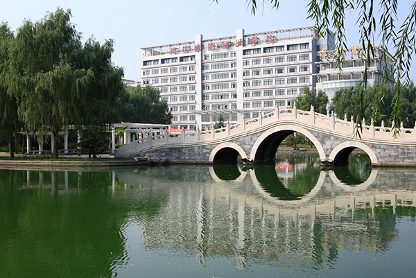 北京市gdp各郊区_郊区卡通图片
