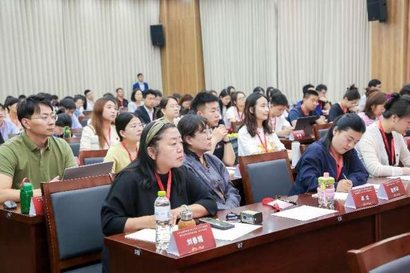 天津市网络思政名师工作室（济宁站）工作坊培训会举办。天津市教委供图