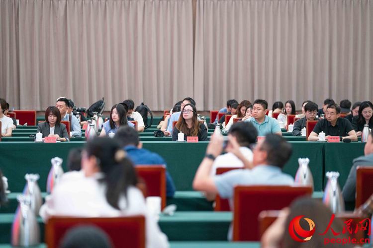 网络主题宣传活动现场。 人民网 杨僧宇摄