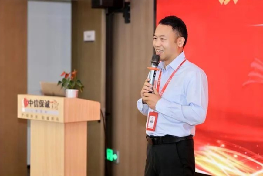 中信保诚人寿天津分公司总经理马立志发表讲话。中信保诚人寿天津分公司供图