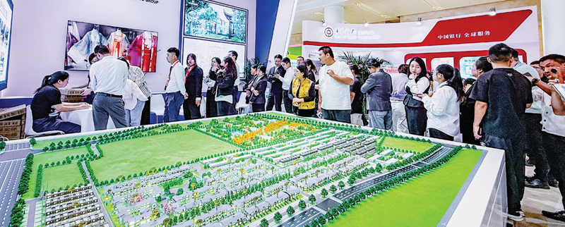 9月19日，2025天津秋季房交會在梅江會展中心啟幕。 記者 潘立峰 張磊 攝
