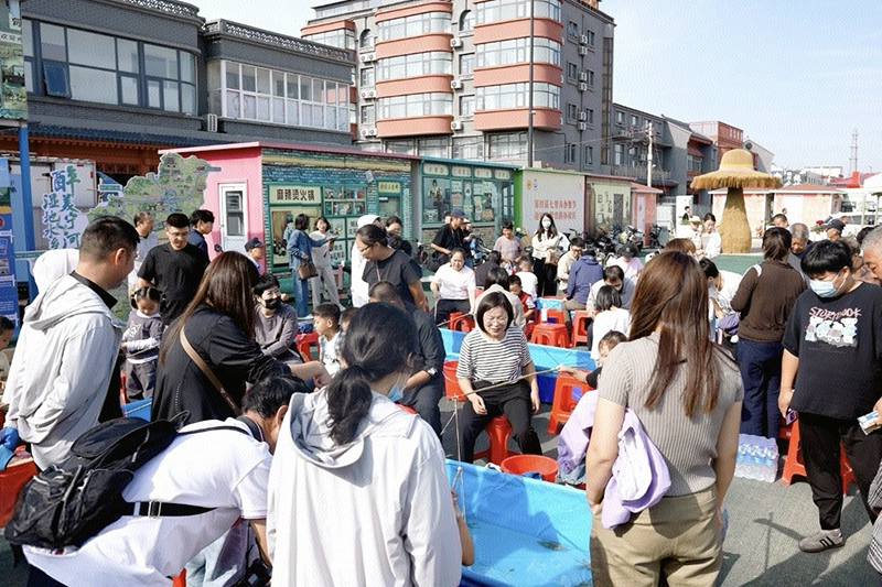 第四屆七裡海香蟹節暨2026寧河區金秋購物節啟幕